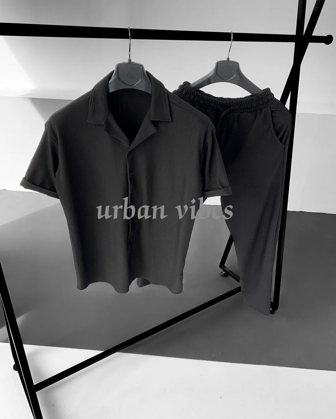 BLACK KORESHA SET (Crop Top and Pants )